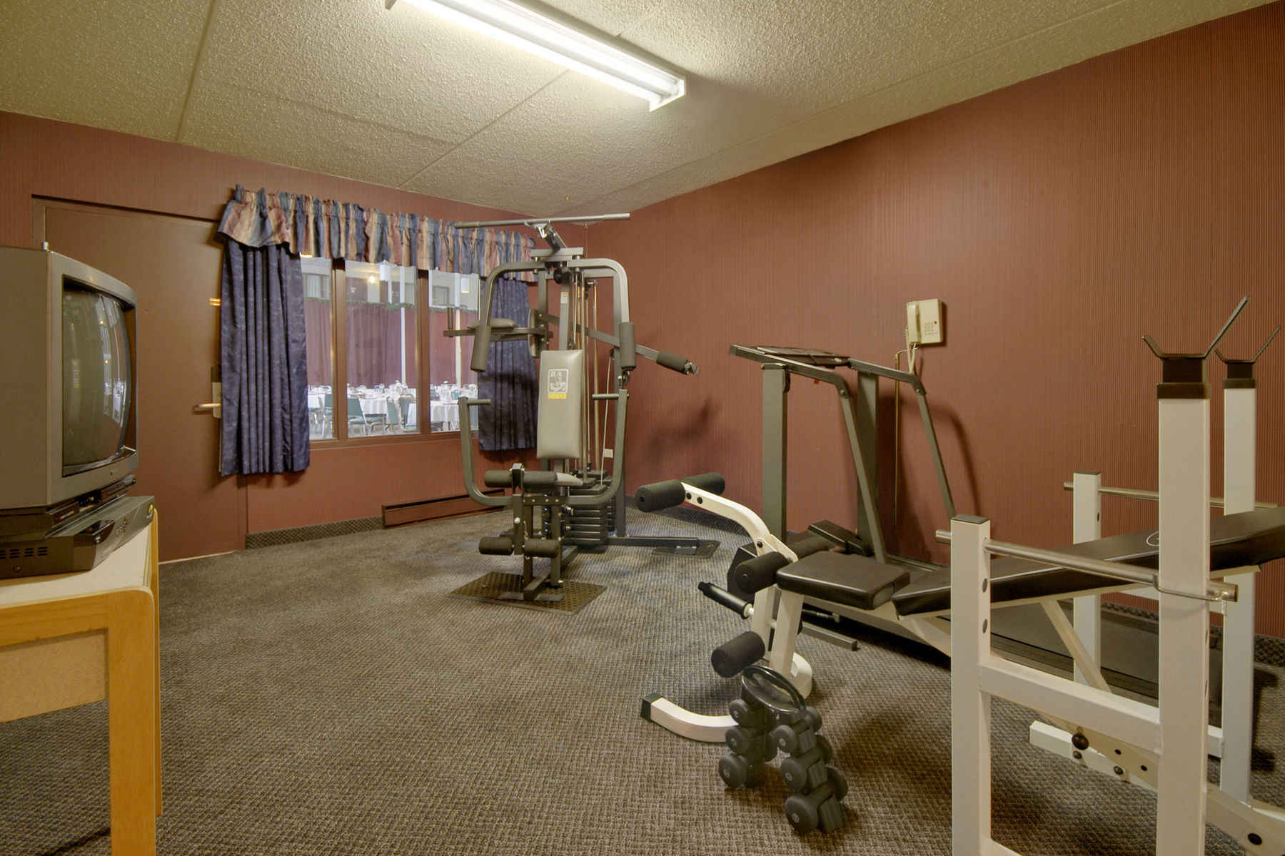 Howard Johnson By Wyndham Portage La Prairie Esterno foto